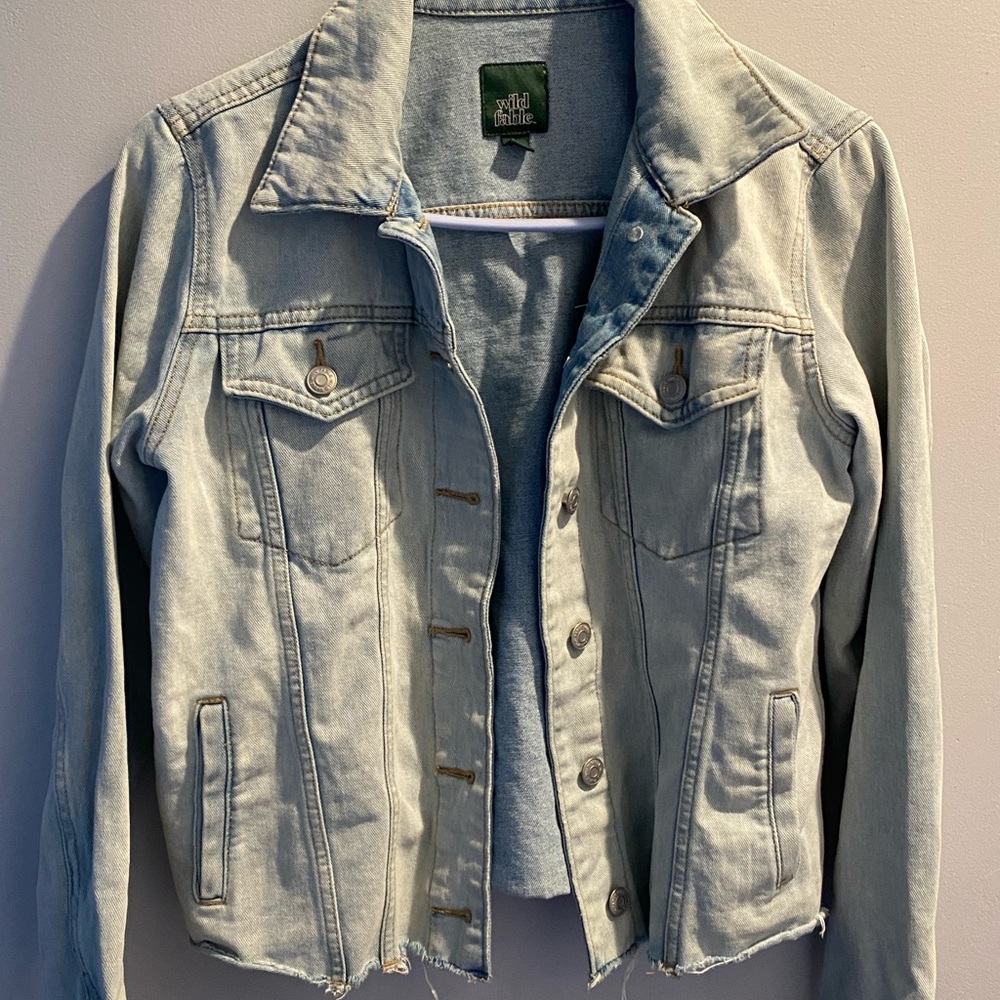 Women’s Jean jacket size XS